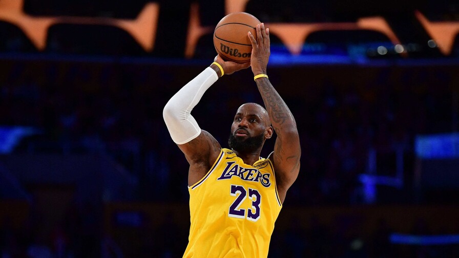 Mientras LeBron respire, que nadie aspire: El Rey frena el calendario de la NBA Mientras LeBron respire, que nadie aspire: El Rey frena el calendario de la NBA