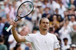 Zverev avanza con firmeza en un torneo de Wimbledon que pierde a Rybakina y a Swiatek