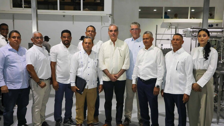 Cooperativa busca aumentar de 82 mil a 125 mil las raciones de leche para escuelas Cooperativa busca aumentar de 82 mil a 125 mil las raciones de leche para escuelas
