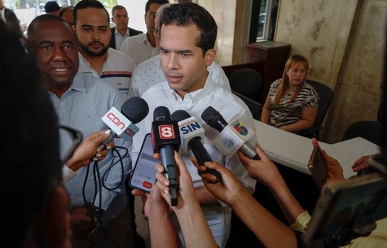 Omar Fernández cuestiona avances de la reforma policial tras muerte de joven en Herrera