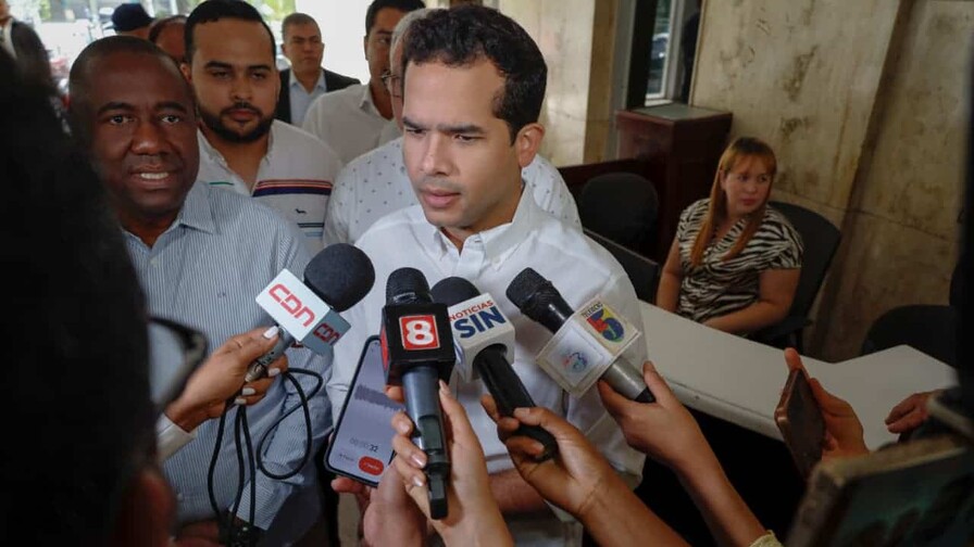 Omar Fernández cuestiona avances de la reforma policial tras muerte de joven en Herrera Omar Fernández cuestiona avances de la reforma policial tras muerte de joven en Herrera