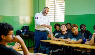 Instituciones fuertes para derechos reales (Bitácora del Maestro)