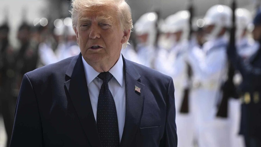 Trump advierte a Irán de un posible nuevo ataque esta noche