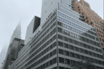 Evacuan un rascacielos en el centro de Manhattan por temor al colapso de su estructura