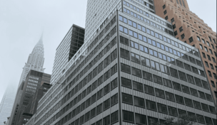 Evacuan un rascacielos en el centro de Manhattan por temor al colapso de su estructura