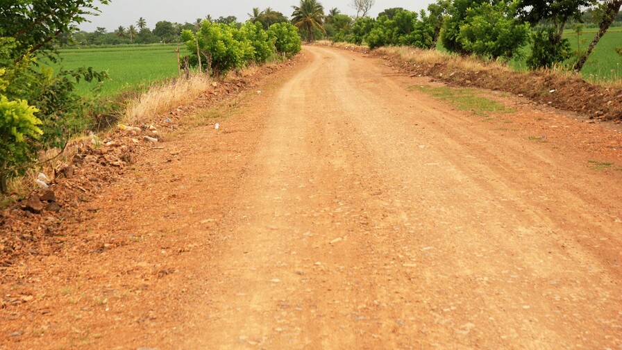 Ministerio de Agricultura interviene más de 300 kilómetros de caminos rurales