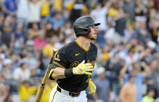Ryan OHearn hace historia: tres jonrones y récord de 10 carreras impulsadas con los Piratas