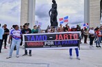 La Plaza de la Bandera vuelve a ser escenario de protestas ciudadanas La Plaza de la Bandera vuelve a ser escenario de protestas ciudadanas