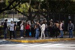 Sismo de magnitud 3.9 sacude el norte de Venezuela y provoca evacuaciones y pánico Sismo de magnitud 3.9 sacude el norte de Venezuela y provoca evacuaciones y pánico