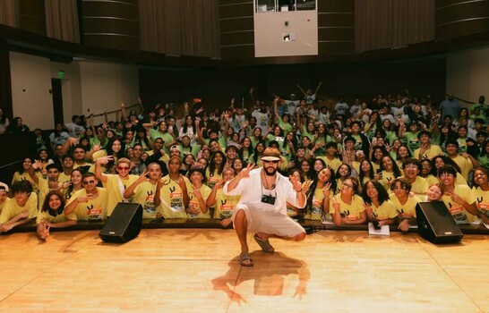Fundación Bad Bunny impulsa el talento juvenil con un campamento para 270 jóvenes en Puerto Rico
