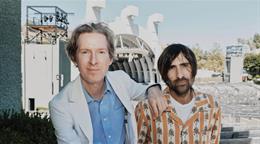 Wes Anderson reúne a Hollywood en un homenaje musical a su universo cinematográfico