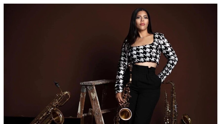 De Ocoa para el mundo: Nayade Macea llevará el fraseo único del saxofón dominicano a Colombia