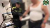 Detienen en Bogotá a hombre vestido de piloto que viajaba a España con 10 kilos de cocaína