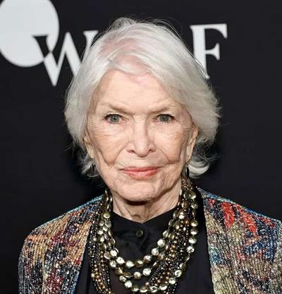 La actriz estadounidense Ellen Burstyn, León de Oro a la carrera en el Festival de Venecia