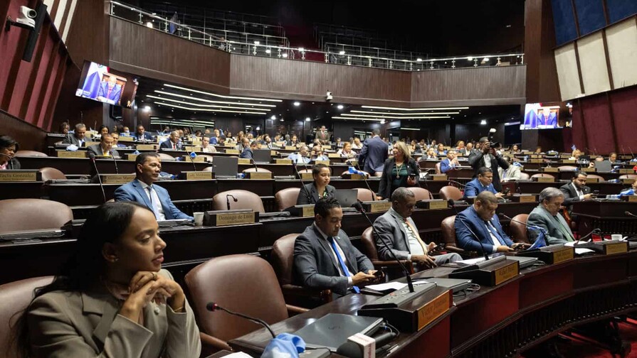 El retraso al evaluar cúmulo de propuestas aplaza el Código Penal hasta mañana