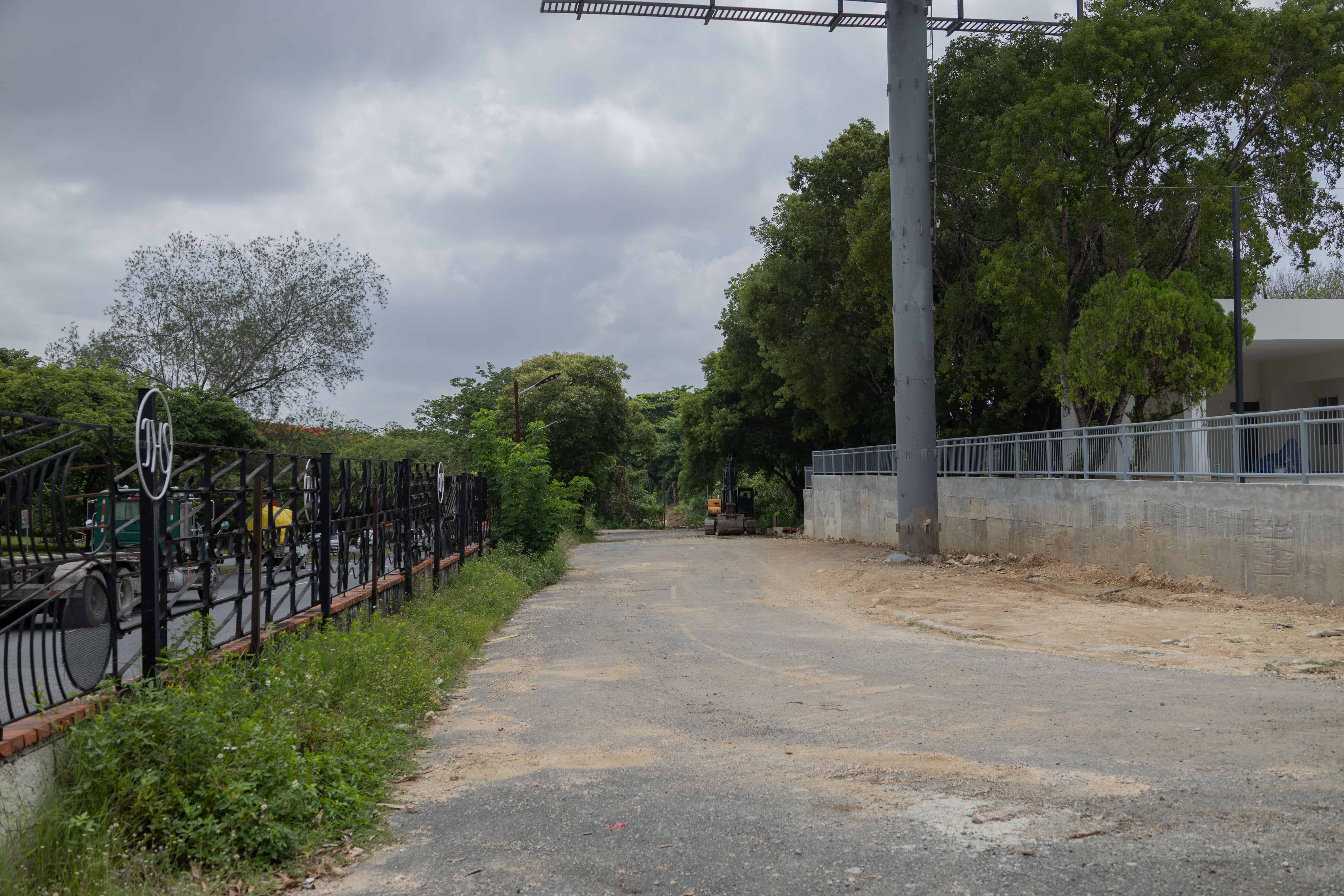 Parte del parqueo de la parroquia San Mauricio será utilizado para la ampliación.
