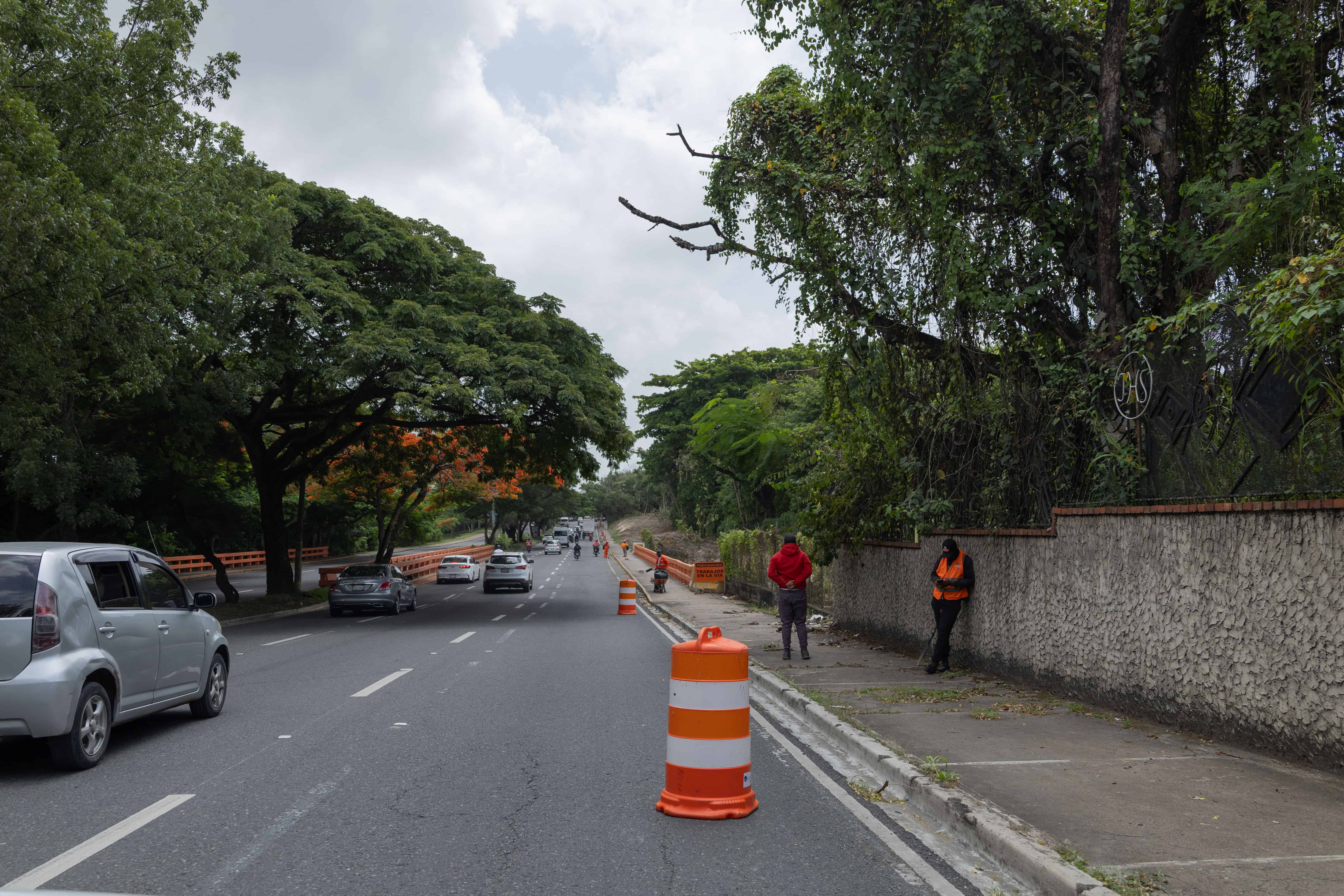 Los trabajos se iniciaron hace varios días.