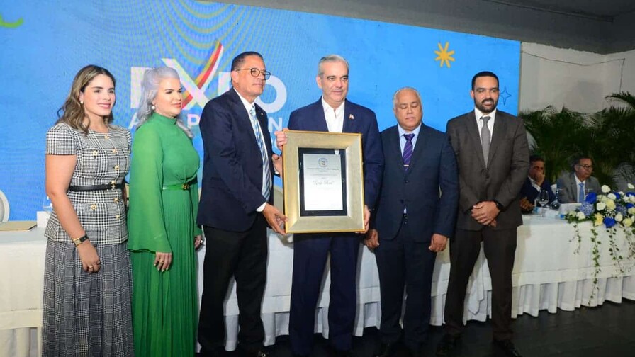 Presidente Abinader resalta retos del crecimiento económico durante apertura de la XXXV Expo Amaprosan 2026