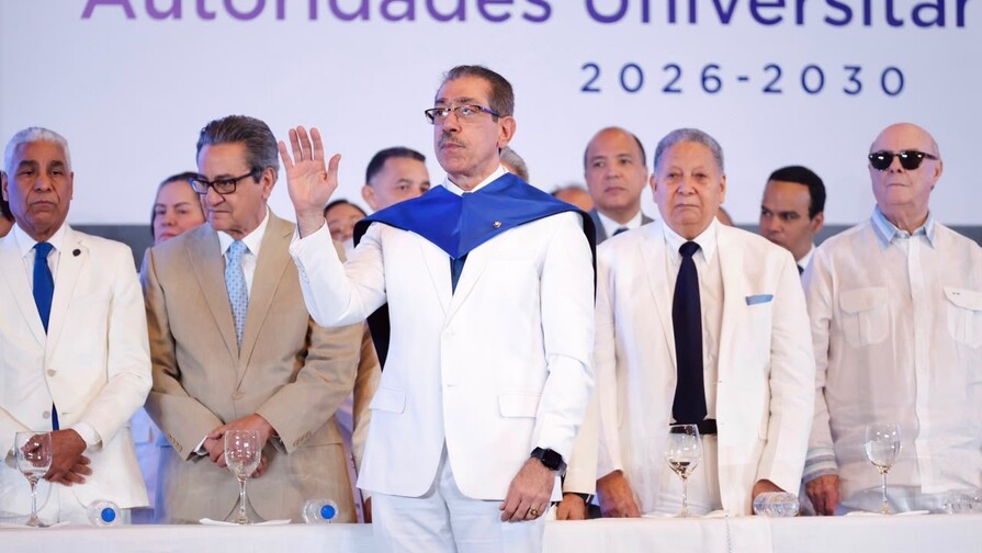 Jorge Asjana asume la rectoría de la UASD con la promesa de hacer la universidad más trascendente