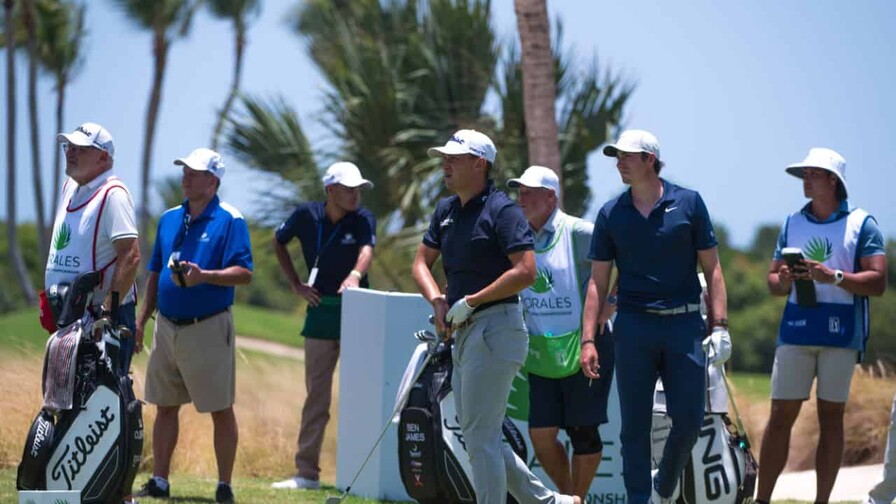 Clements impone un ritmo histórico y acaricia el título del Corales Puntacana Championship Clements impone un ritmo histórico y acaricia el título del Corales Puntacana Championship