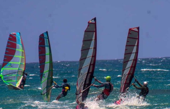 Oliver Burgos y Edwin Rodríguez brillan en Cabarete Clasicc Pablito Guzmán