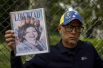 Venezolanos piden liberación masiva de presos políticos y rechazan proceso a cuentagotas