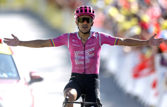 El ecuatoriano Richard Carapaz gana la 18ª etapa del Tour de Francia