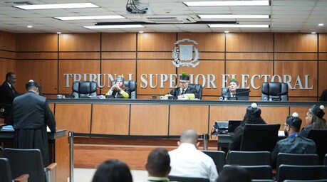 TSE se declara incompetente y envía al TC caso sobre prohibición de publicar encuestas electorales