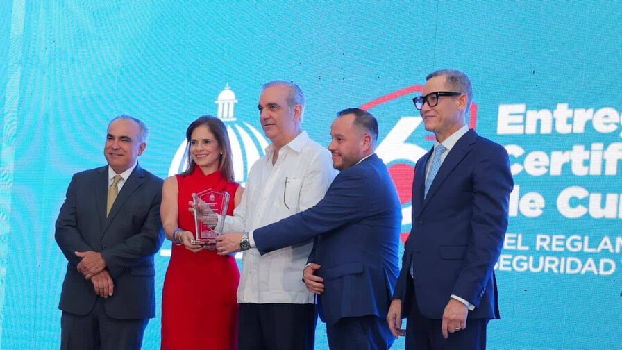 Reconocen a AES Dominicana por la excelencia en sus estándares de seguridad Reconocen a AES Dominicana por la excelencia en sus estándares de seguridad