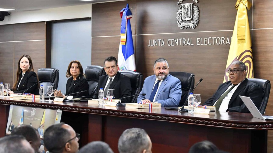 Diario Libre solicita a la JCE información sobre gastos en el exterior de sus magistrados