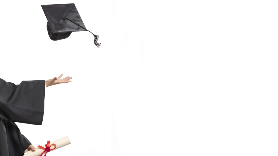Jóvenes graduandos y ecosistema empresarial