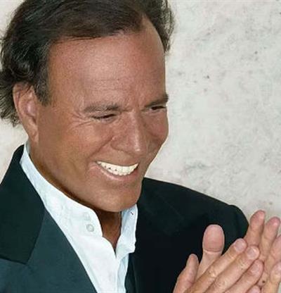 Caso Julio Iglesias entra en una segunda fase: el cantante pasa de denunciado a demandante