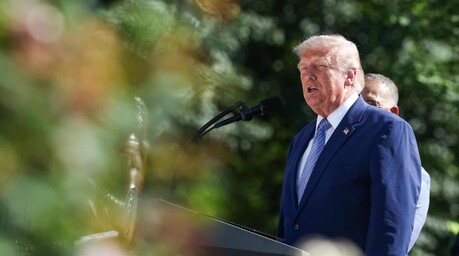 Trump advierte a China y Rusia que si suministran armas a Irán sería muy malo para ellos