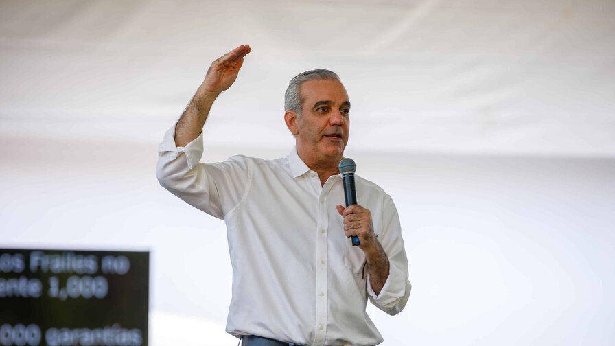 Abinader inaugura obras de salud, deporte y entrega 1,000 títulos de propiedad este sábado