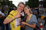 Tadej Pogacar entra en la página de oro del Tour de Francia y Van der Poel se suma a la fiesta