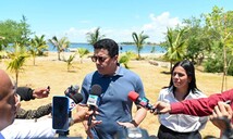 El ministro de Turismo supervisa la intervención de la playa El Faro, en San Pedro de Macorís
