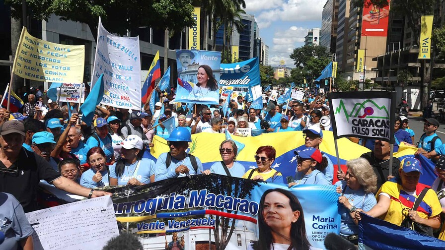 Primeros acuerdos del diálogo en Venezuela apuntan a la Justicia y al oro en Inglaterra
