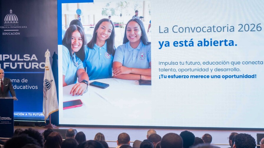 Minerd lanza programa de créditos para financiar estudios superiores en el país y el extranjero