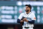 Los Medias Blancas de Chicago adquieren al abridor Luis Castillo