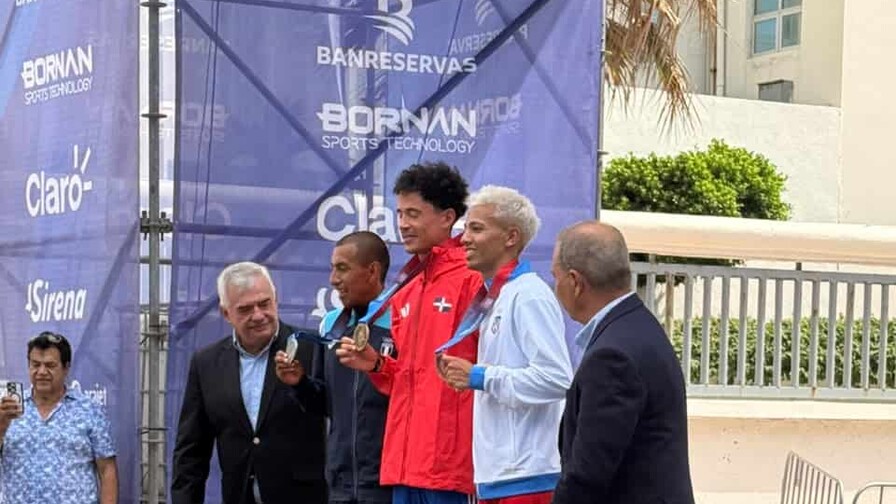 El oro de Álvaro Abreu no es una medalla es un medallón; primera vez en la historia