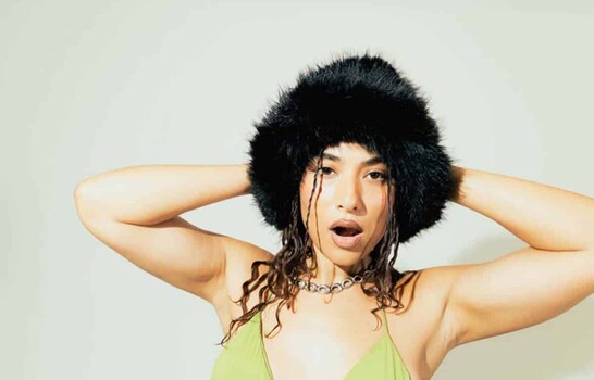 Letón Pé lanza La goloteka, la versión remixeada de su álbum debut Golosa