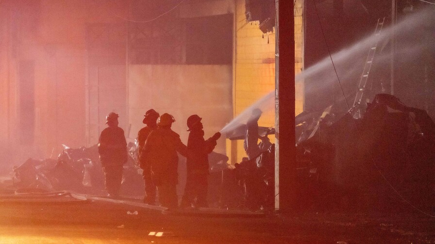 Incendio reduce a cenizas una vivienda y deja a una familia sin hogar en San José de Ocoa Incendio reduce a cenizas una vivienda y deja a una familia sin hogar en San José de Ocoa