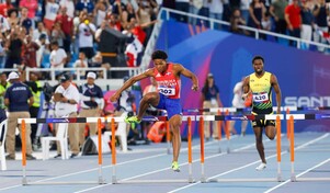 Yeral Núñez gana la medalla de oro en los 400 metros con vallas