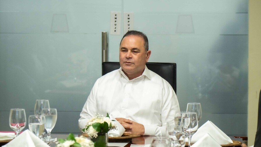 El Gobierno pondrá en marcha un plan para mecanizar la agricultura a nivel nacional