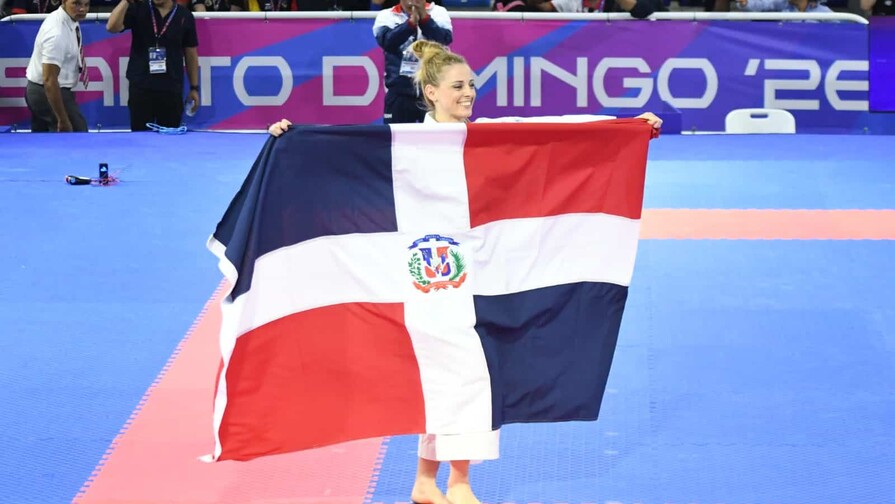 María Dimitrova agranda su leyenda con su sexto oro seguido en JCC María Dimitrova agranda su leyenda con su sexto oro seguido en JCC