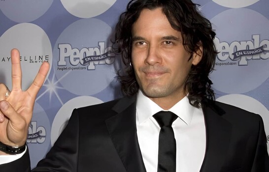 Mario Cimarro denuncia veto de Telemundo mientras su expareja lo acusa de violencia doméstica