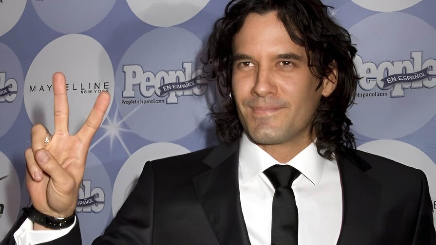 Mario Cimarro denuncia veto de Telemundo mientras su expareja lo acusa de violencia doméstica Mario Cimarro denuncia veto de Telemundo mientras su expareja lo acusa de violencia doméstica