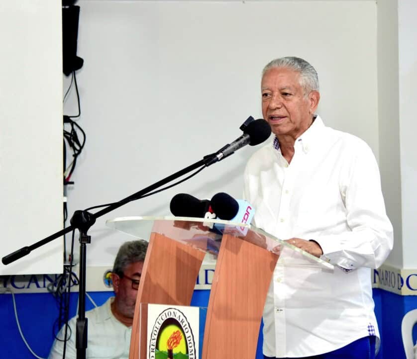 El PRD deposita padrón ante la JCE con 212,744 afiliados