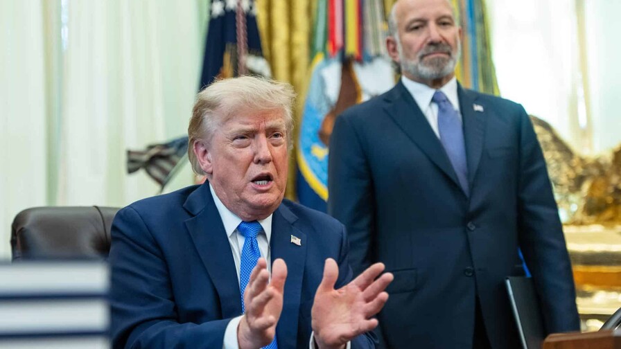 Trump acuerda pagar 1,220 millones por cancelar tres grandes proyectos eólicos en EE. UU. Trump acuerda pagar 1,220 millones por cancelar tres grandes proyectos eólicos en EE. UU.