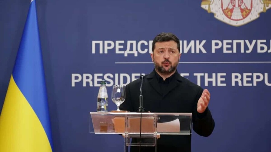 Zelenski advierte a aerolíneas que el espacio aéreo ruso se hará completemente inseguro